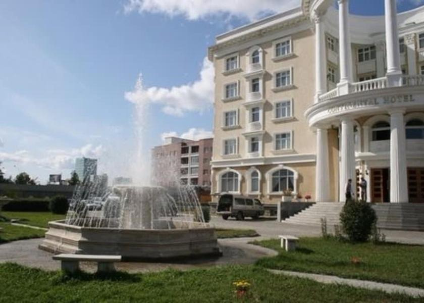  Ulaanbaatar Facade