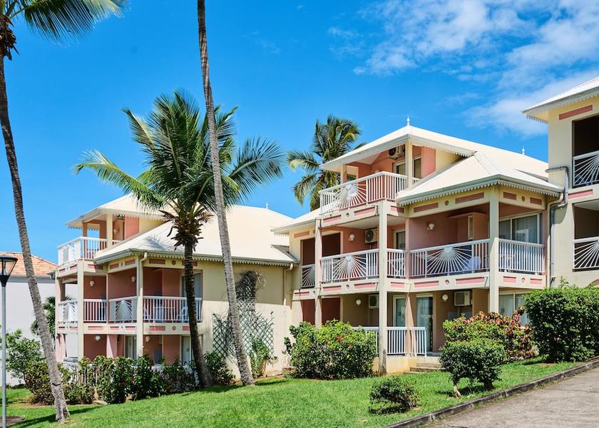 Le Marin Le Diamant Front of property