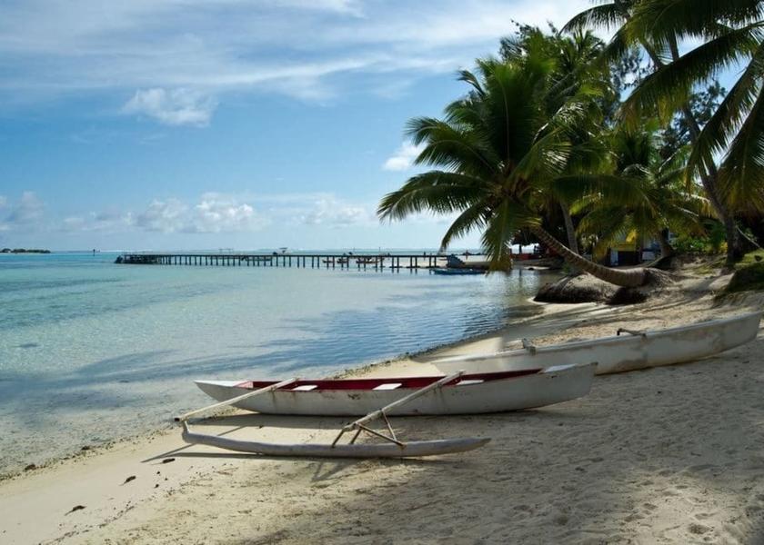 Windward Islands Moorea-Maiao Beach