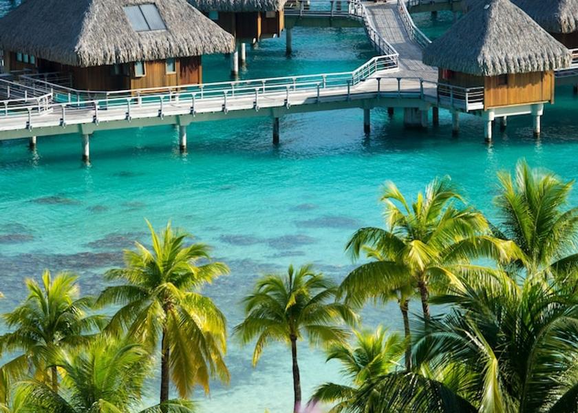  Bora Bora Exterior Detail