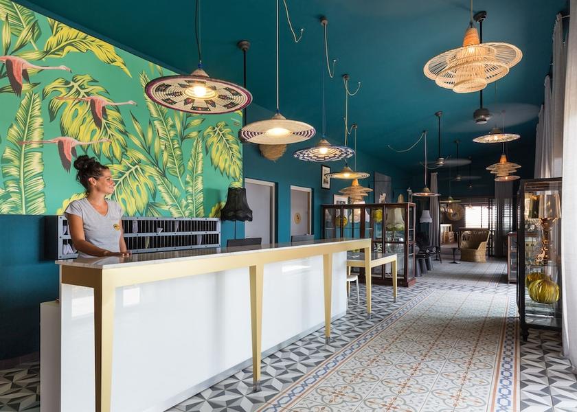  Saint-Paul Reception