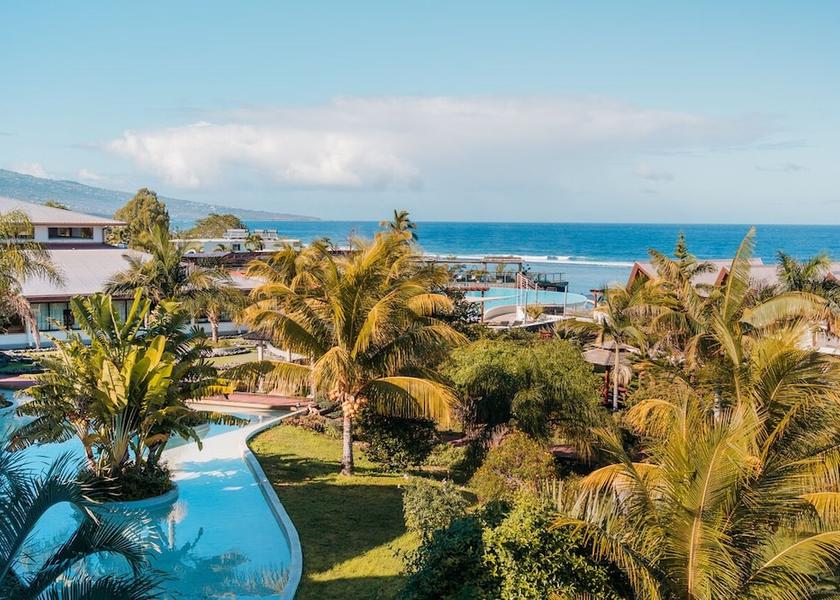  Saint-Paul Exterior Detail