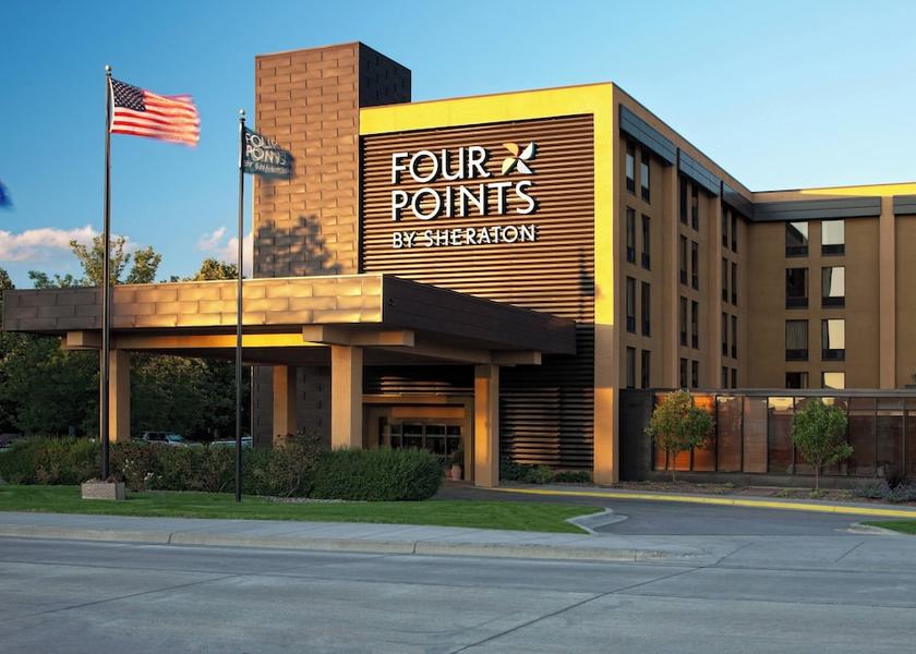 Minnesota Richfield Exterior Detail