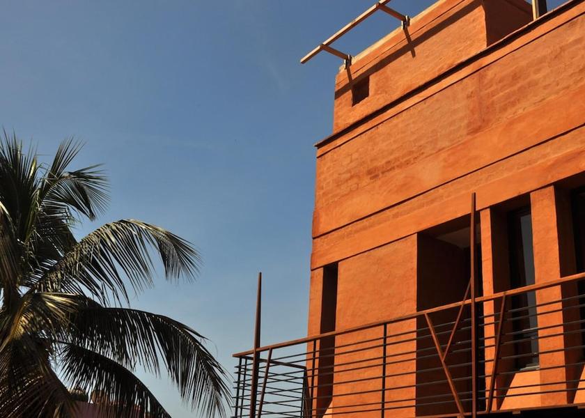  Dakar Exterior Detail