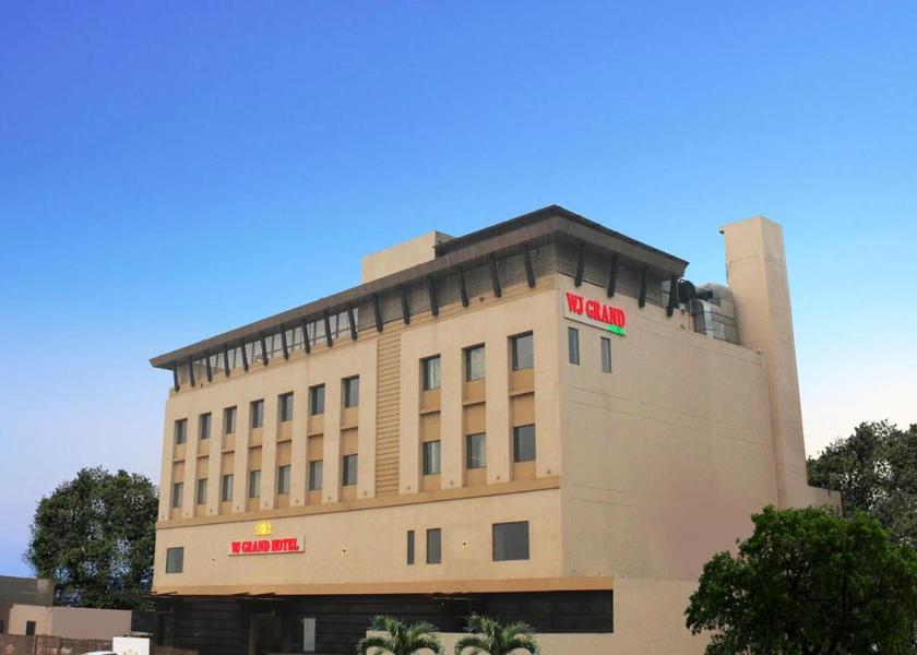 Punjab Jalandhar Hotel Exterior