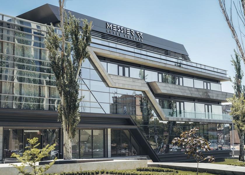  Yerevan Front of property