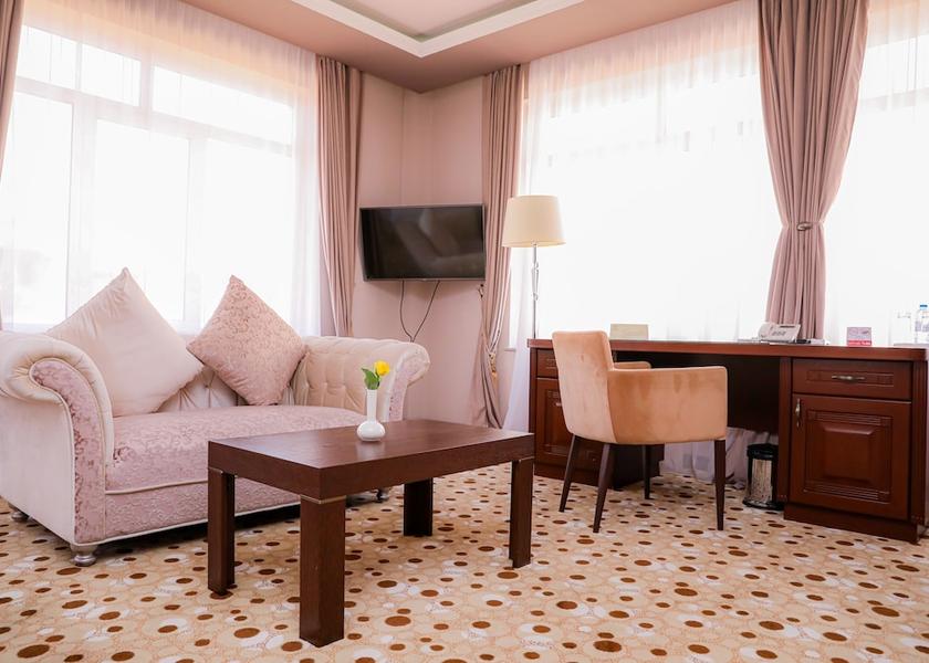  Yerevan Room