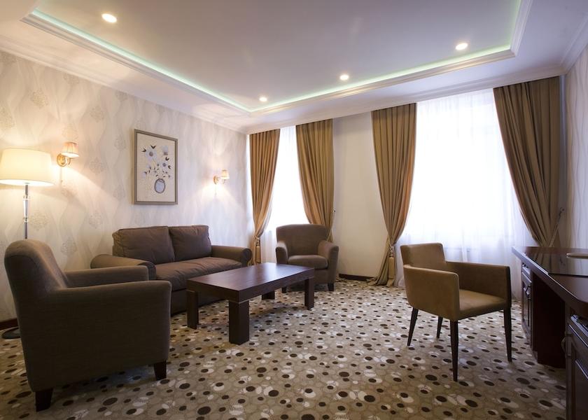  Yerevan Room