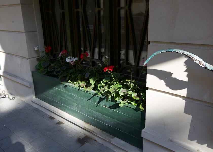  Baku Exterior Detail