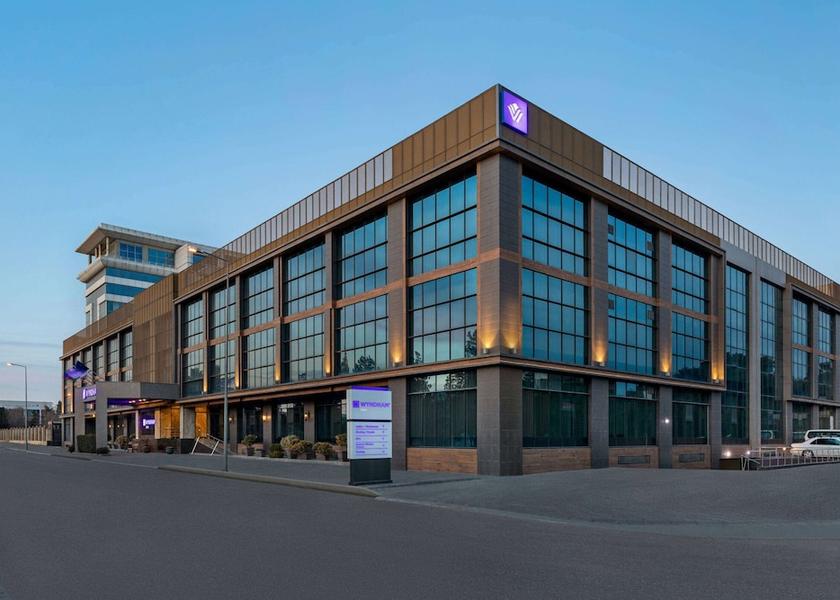  Baku Exterior Detail