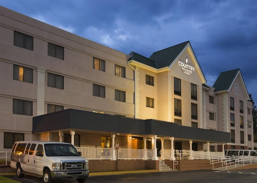 Georgia College Park Exterior Detail