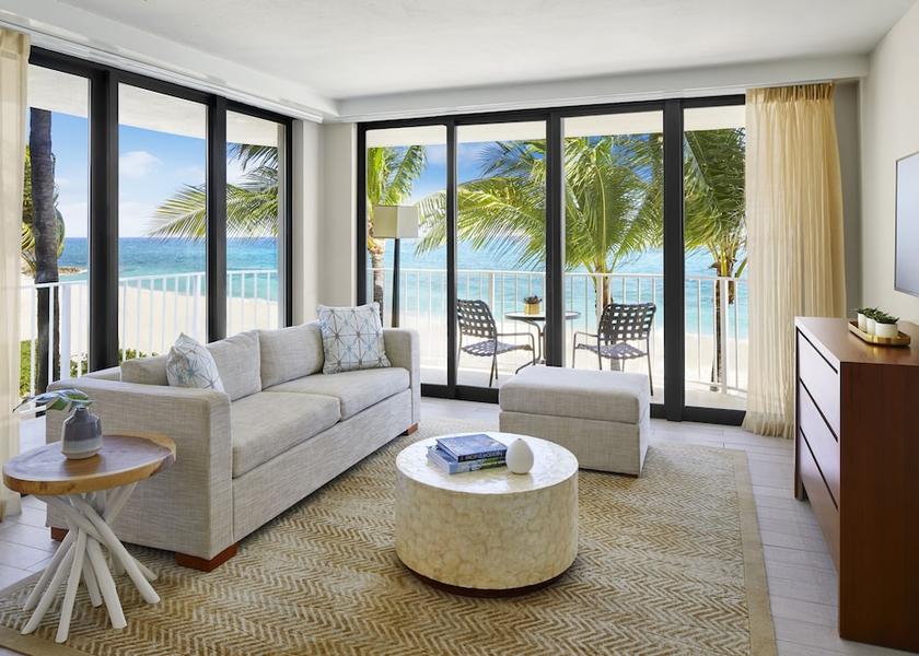New Providence Island Paradise Island Living area