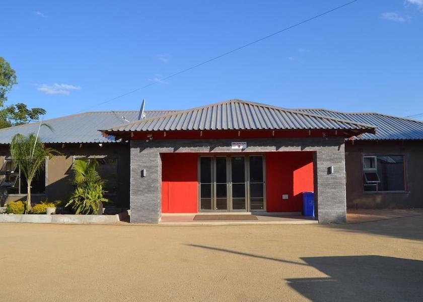 North-East Francistown Courtyard