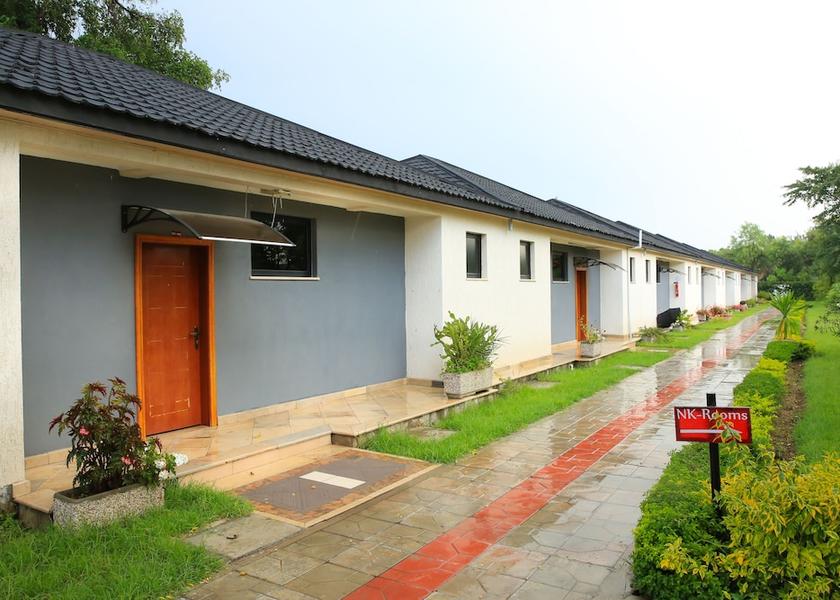  Ziway Exterior Detail