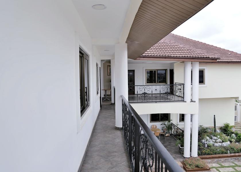  Accra Terrace