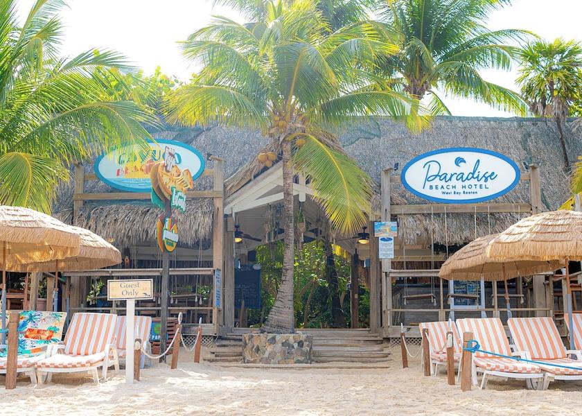 Bay Islands Roatan Outdoor dining