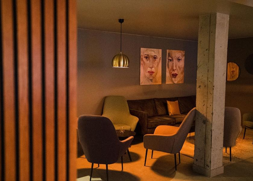 Southern Peninsula Reykjanesbær Lobby sitting area