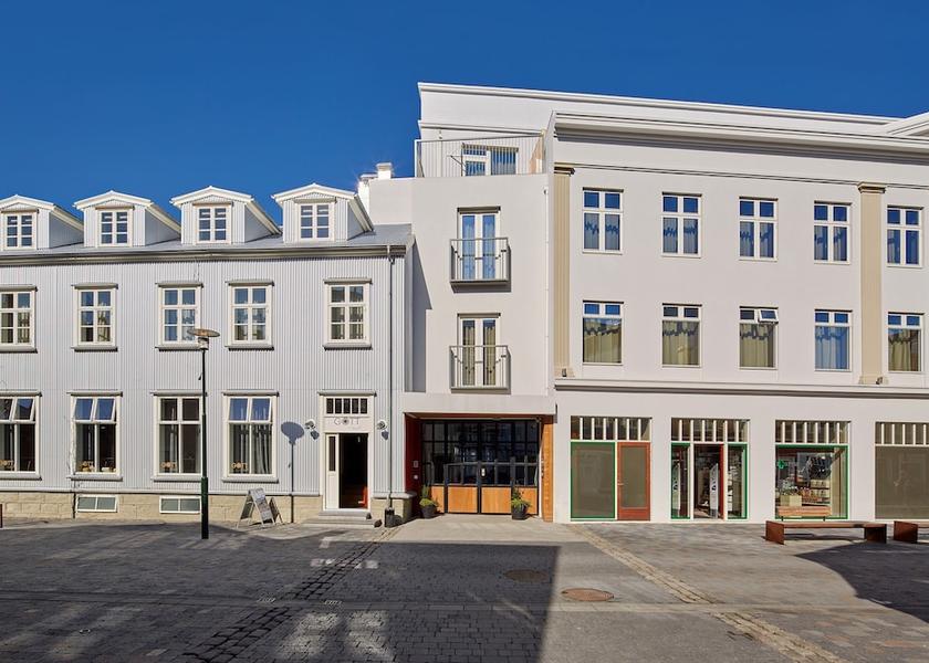 Southern Peninsula Reykjavik Entrance