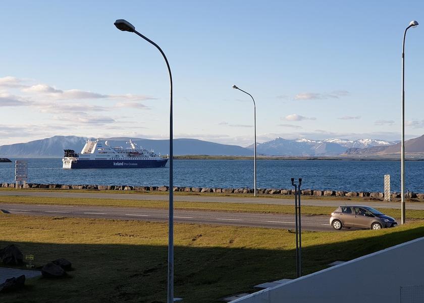 Southern Peninsula Reykjavik Beach/Ocean View
