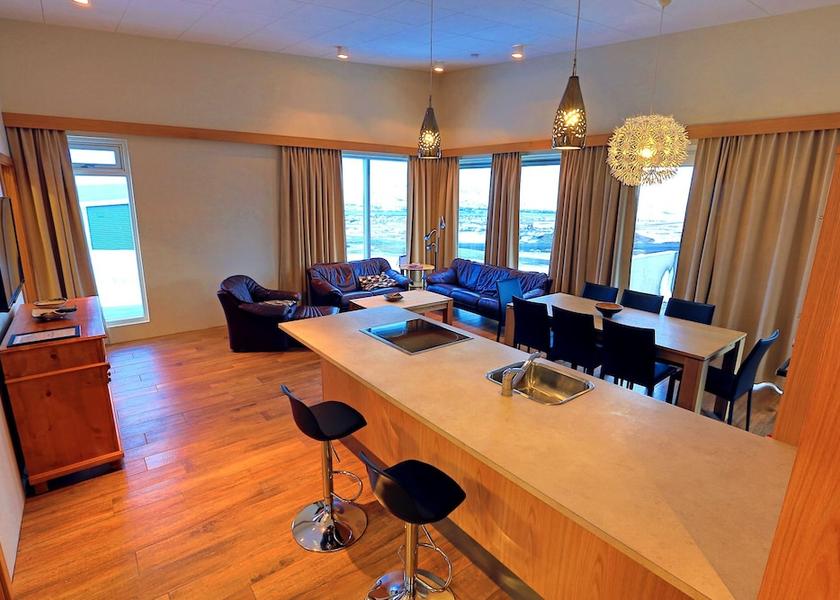 Northeast Region Akureyri In-Room Dining