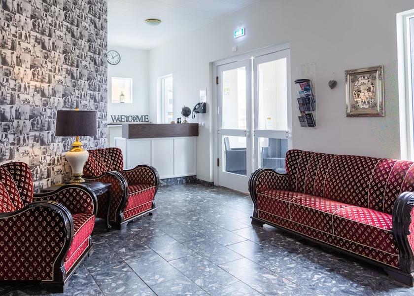  Vestmannaeyjar Living Area