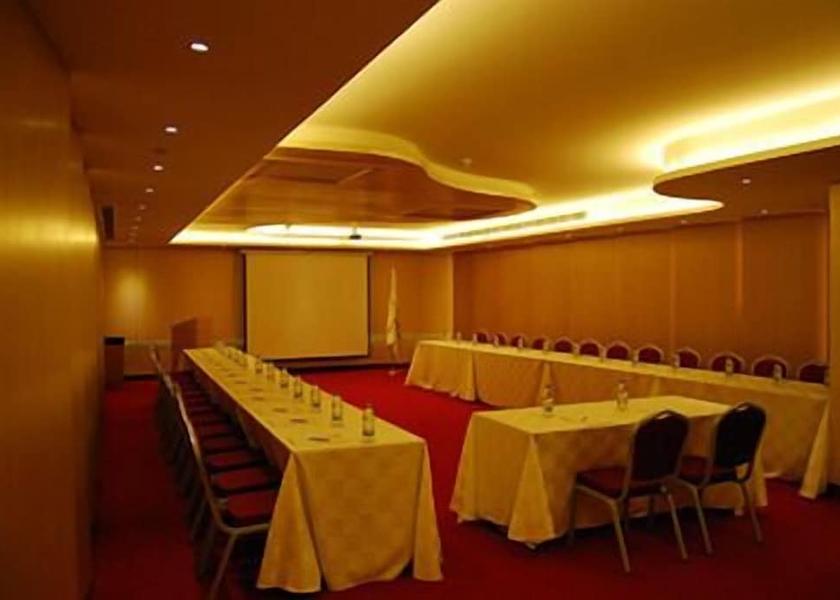  Beirut Meeting Room