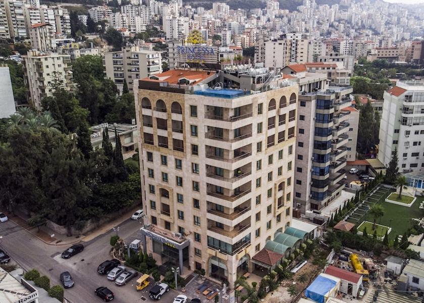 Keserwan-Jbeil Governorate Jounieh Property entrance