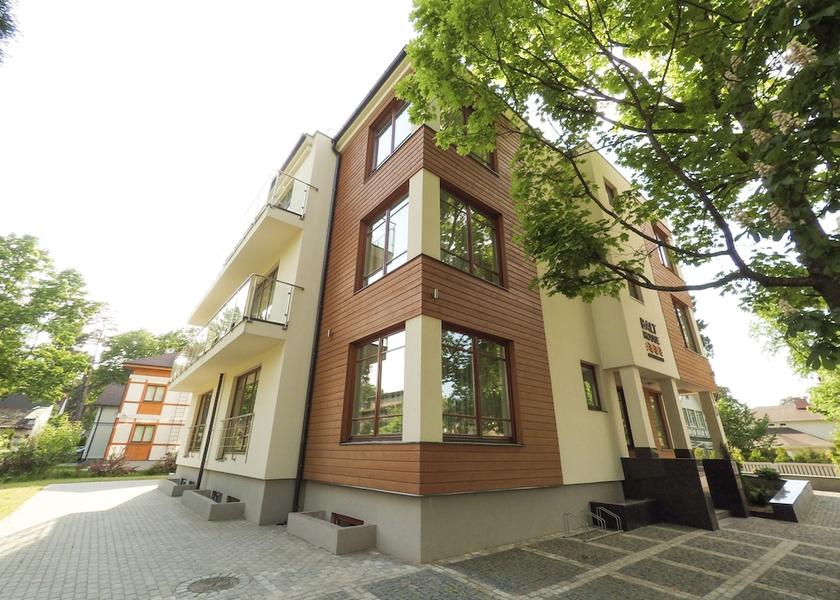  Jurmala Exterior Detail
