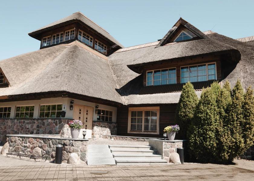  Lilaste exterior view