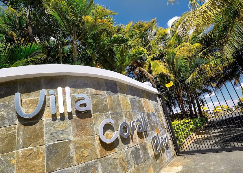  Cap Malheureux Entrance