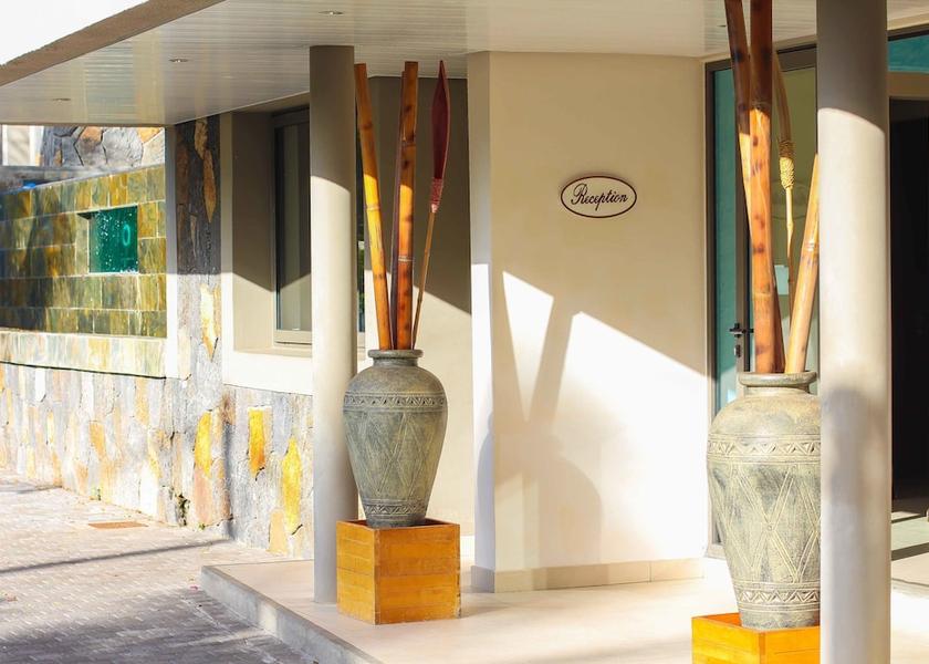  Cap Malheureux Facade