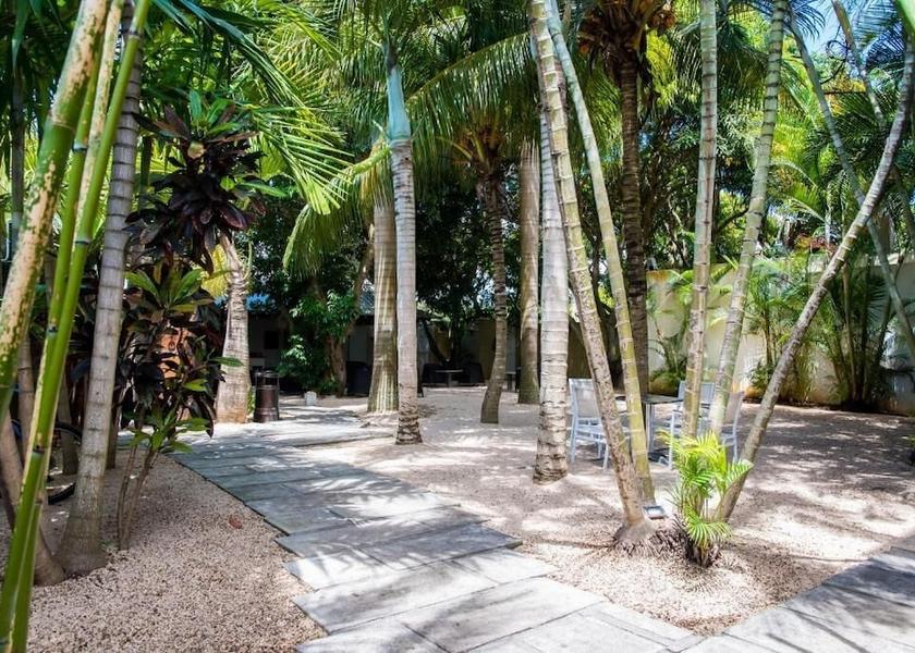 MU Pointe Aux Piments Property Grounds