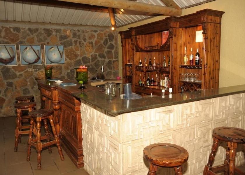 MU Pointe Aux Piments Bar
