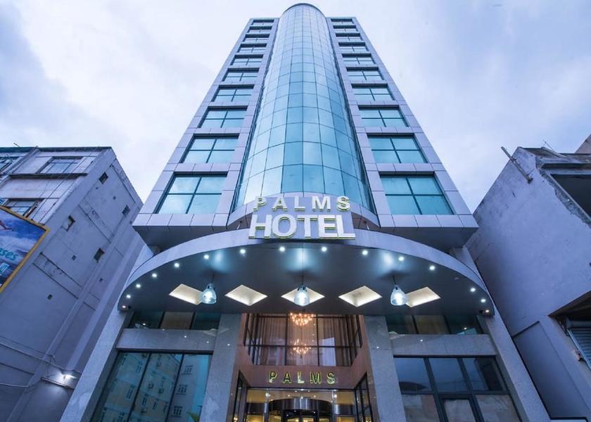  Quatre Bornes Primary image