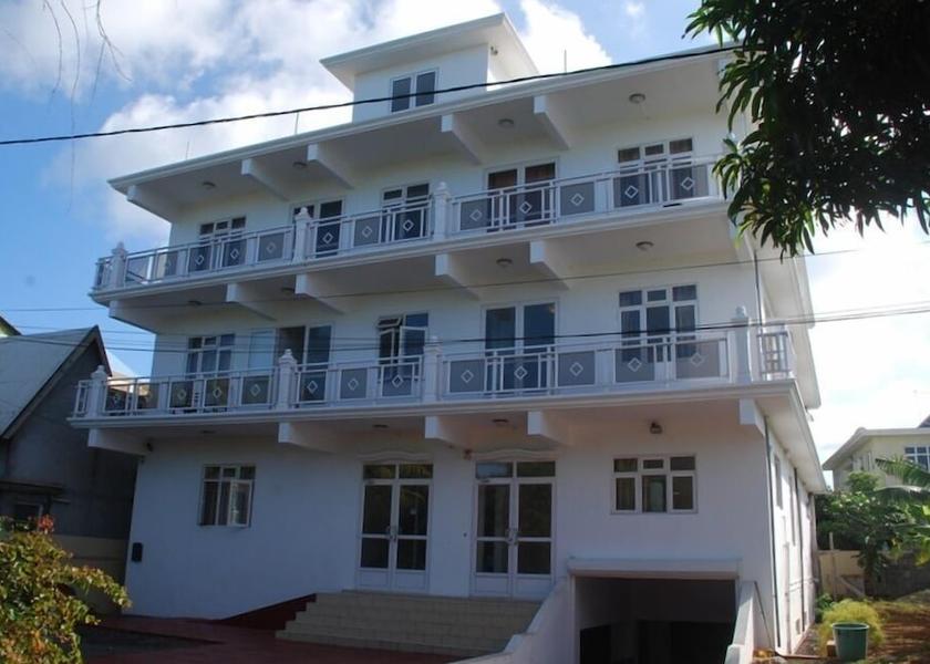  Trou aux Biches Front of property