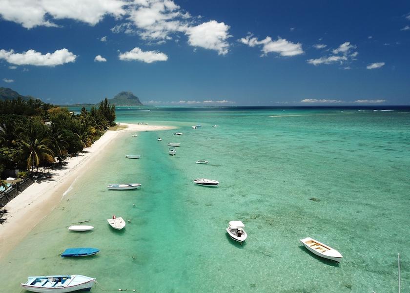 MU Black River Facade