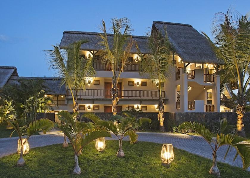  Belle Mare Front of property - evening/night
