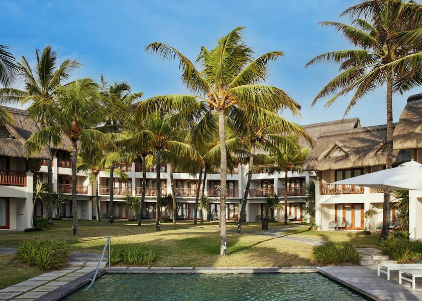 MU Belle Mare Exterior Detail