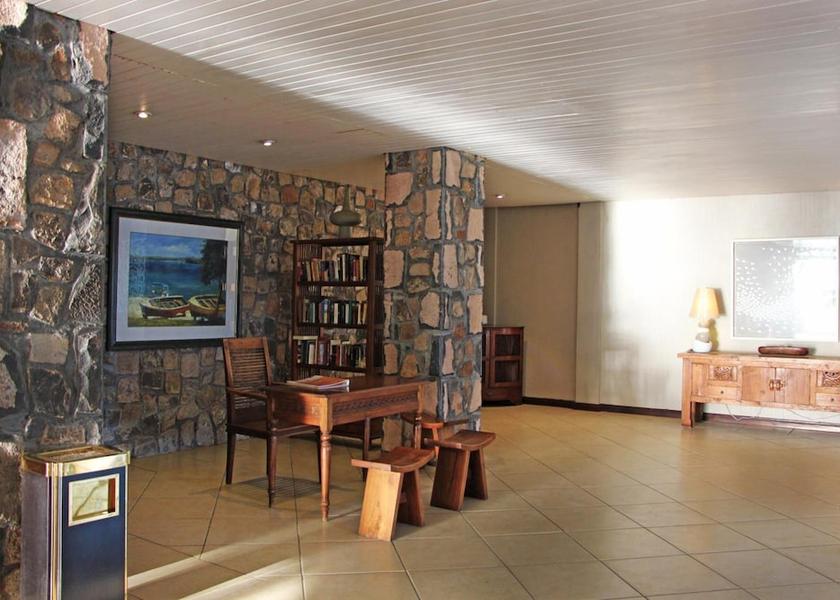  Pointe Aux Piments Interior