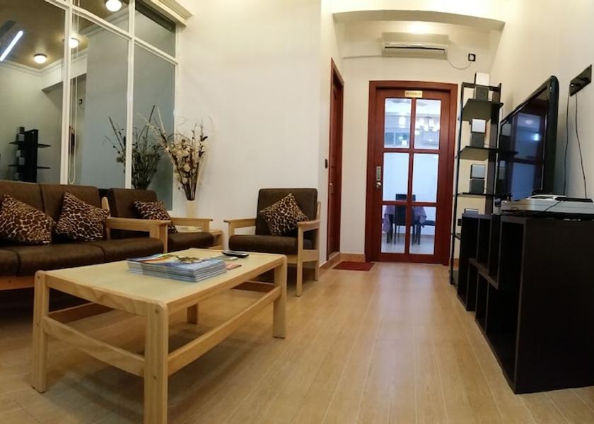 Concierge desk