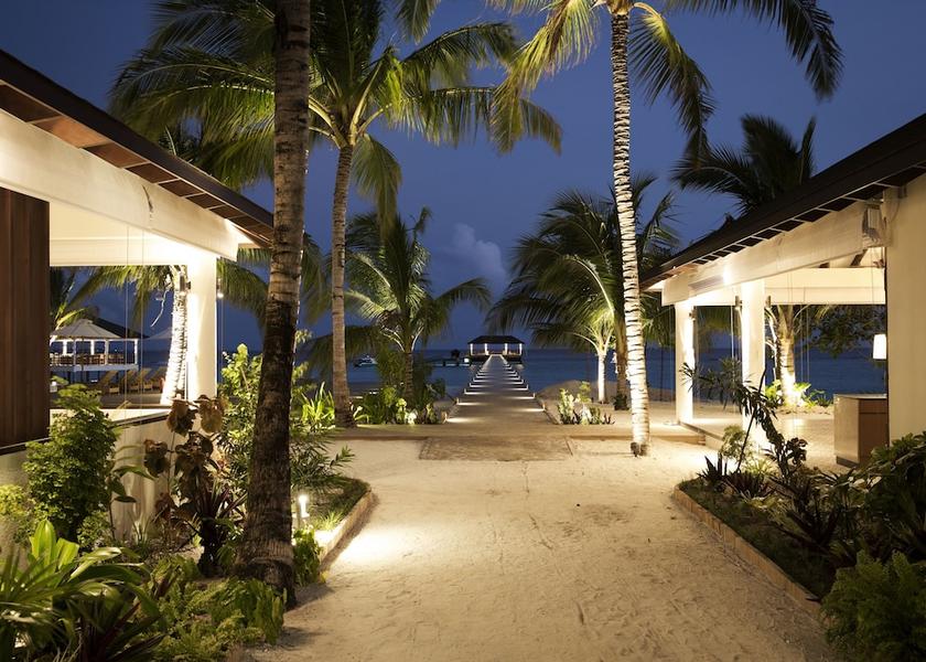 Gaafu Dhaalu Atoll Orivaru Interior Entrance