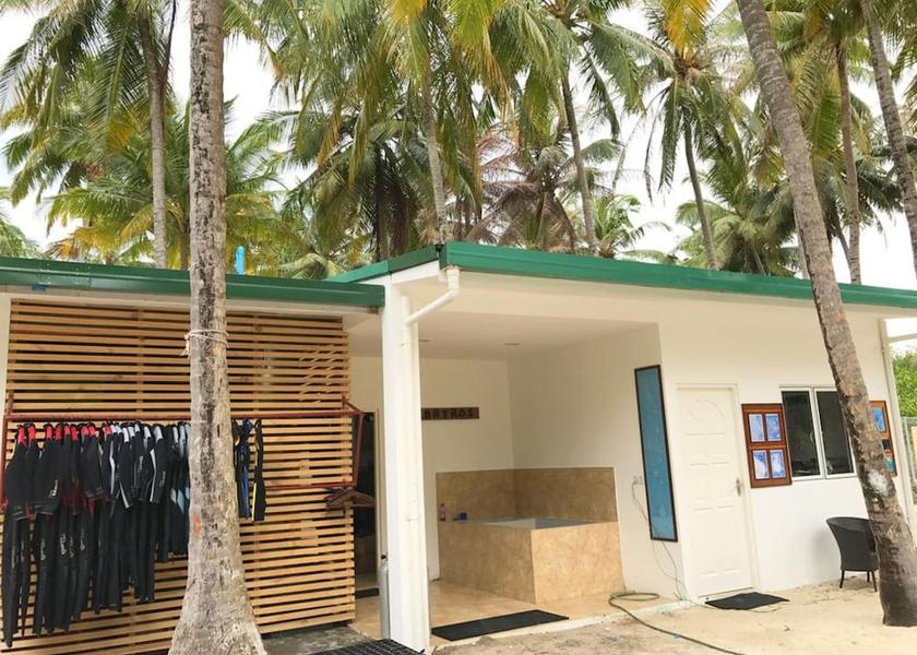 Kaafu Atoll Huraa Exterior Detail