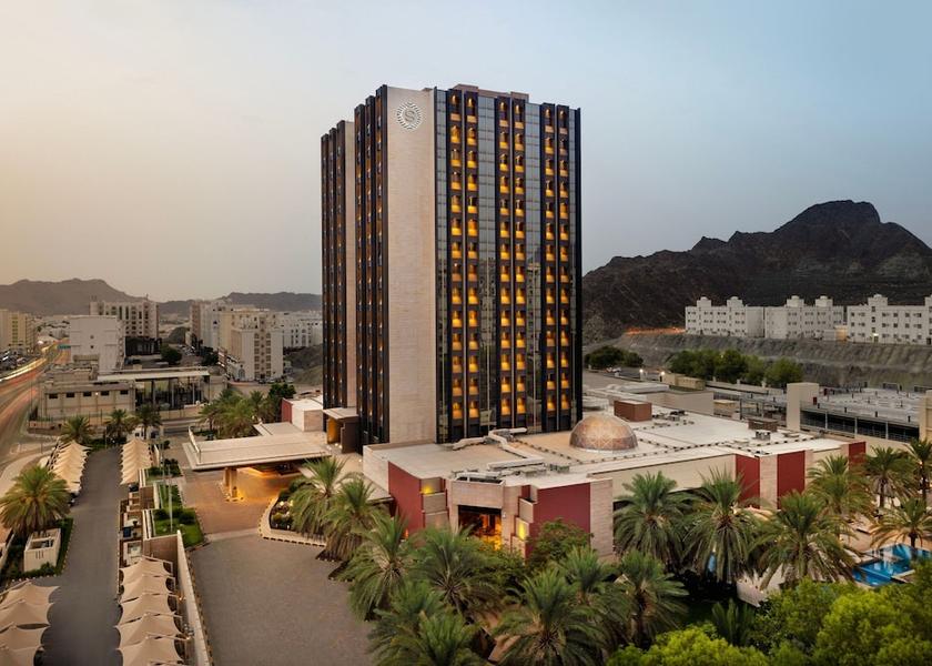  Muscat Exterior Detail