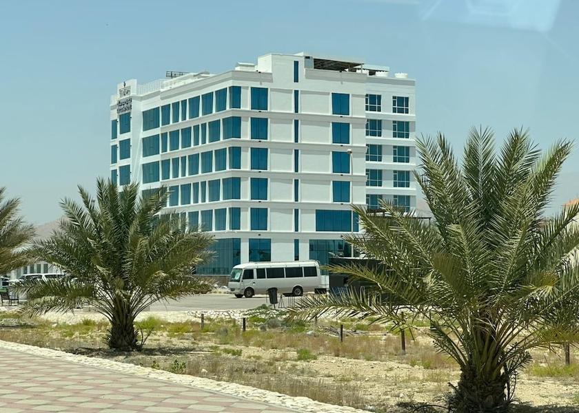 Ash Sharqiyah South Governorate Sur Front of property - evening/night