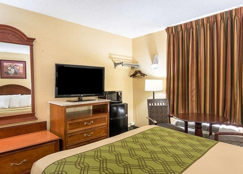 Virginia Dumfries Room