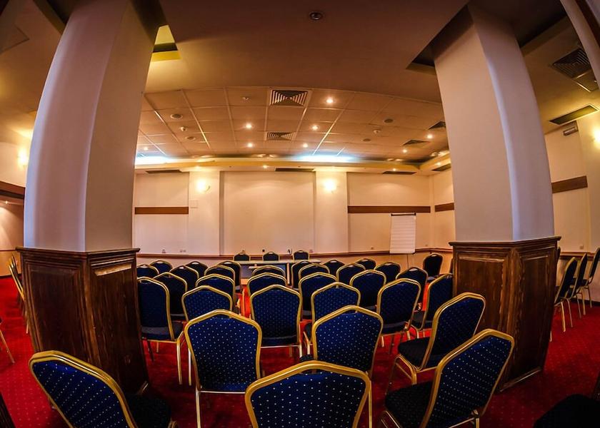  Predeal Business Centre