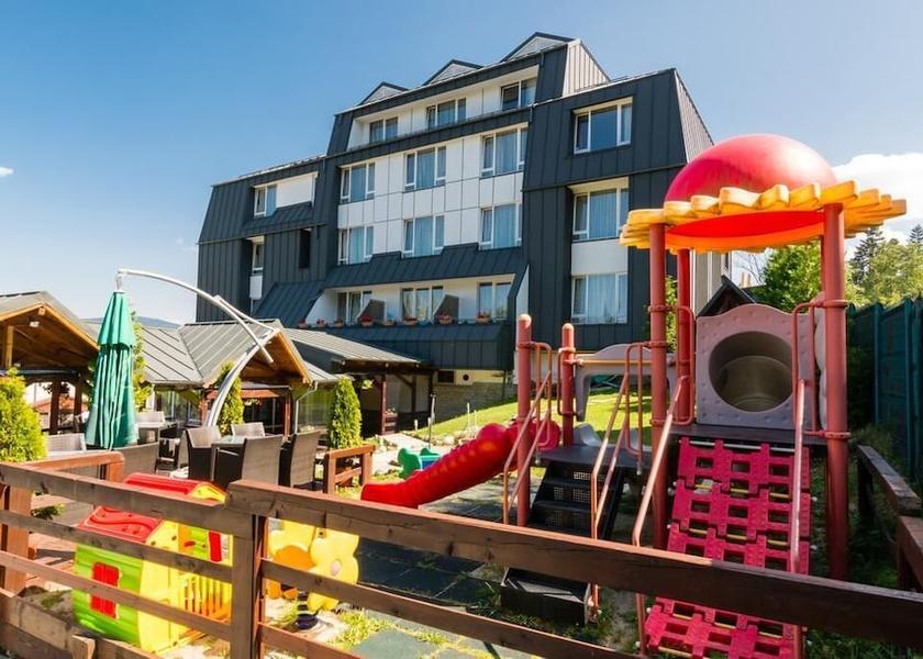  Predeal Children's Play Area