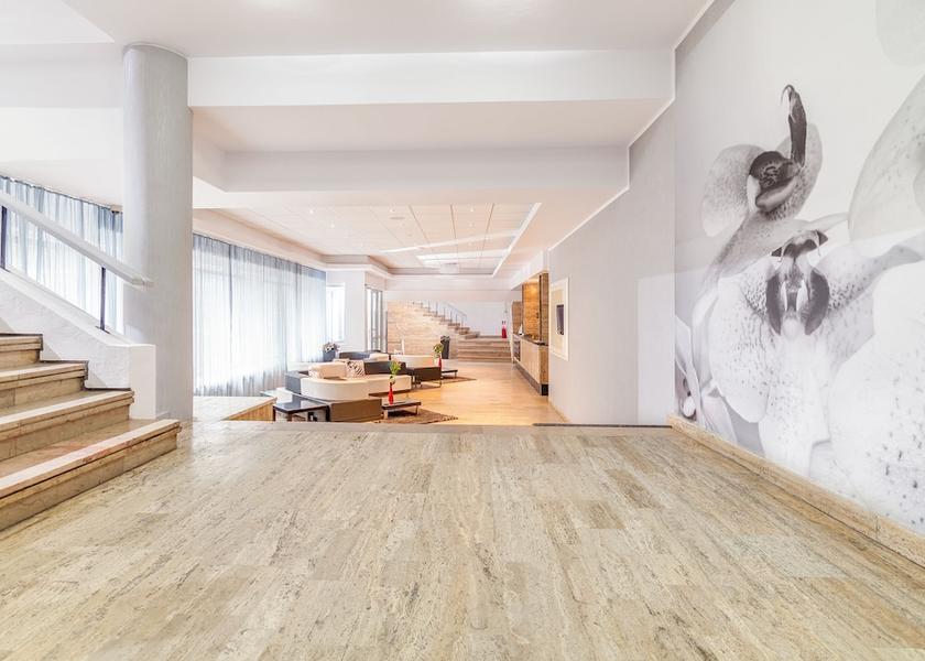  Suceava Lobby