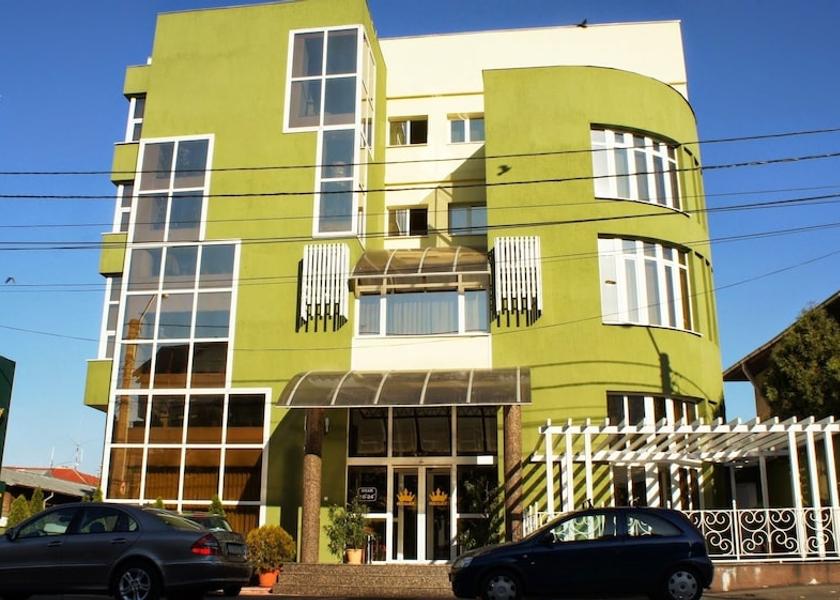  Pitesti Primary image