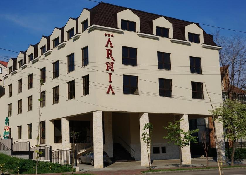  Iasi Exterior Detail